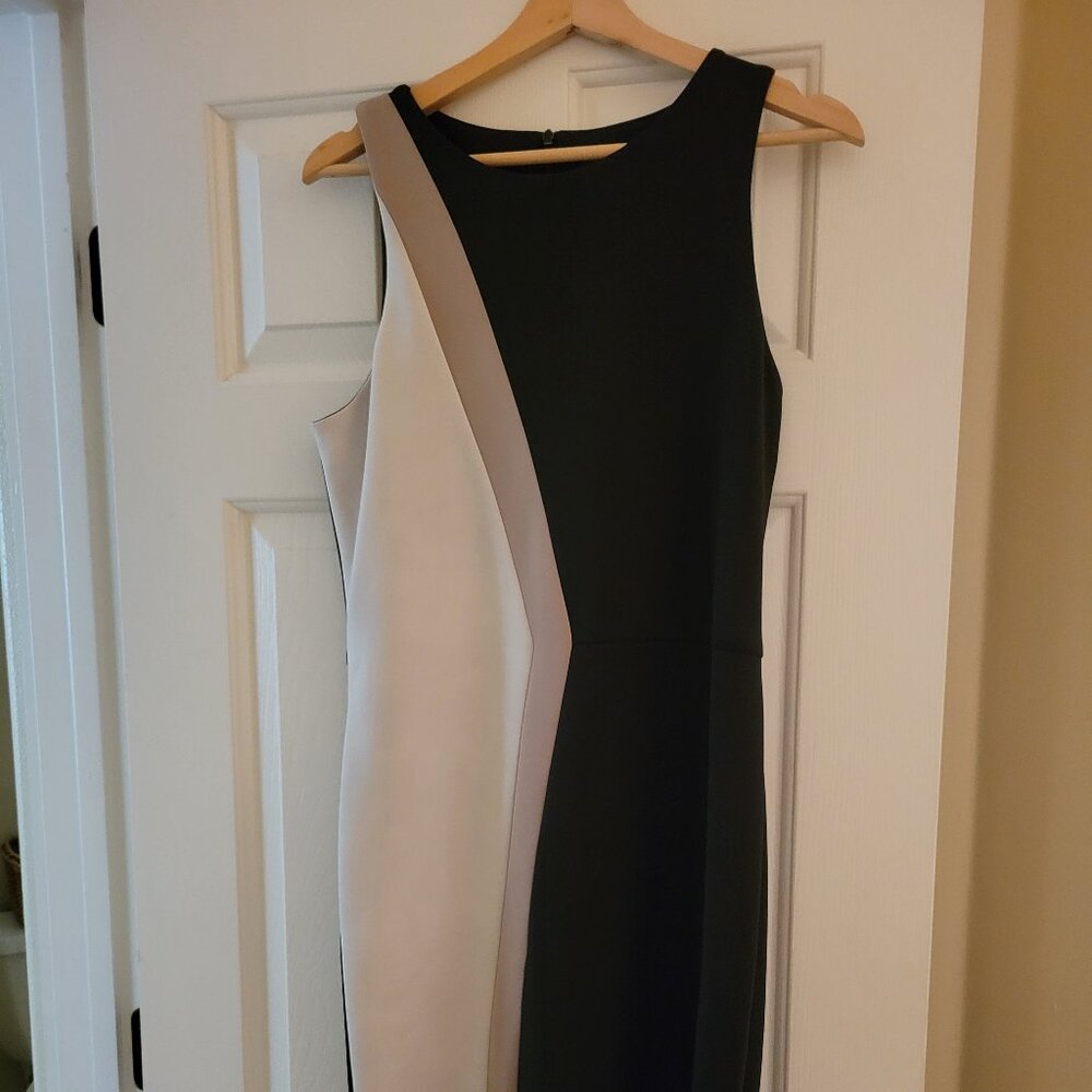 Slate & Willow Black & Colorblock Dress Size L